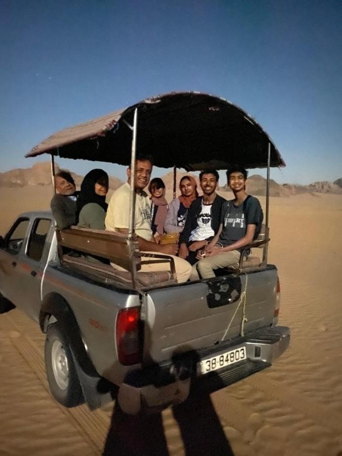 Wadi Rum Hugo Camp Екстериор снимка